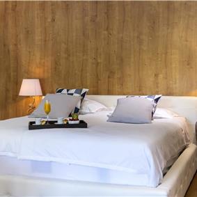 Luxury 5 Bedroom Beachfront Villa near Dubrovnik, Sleeps 11-12